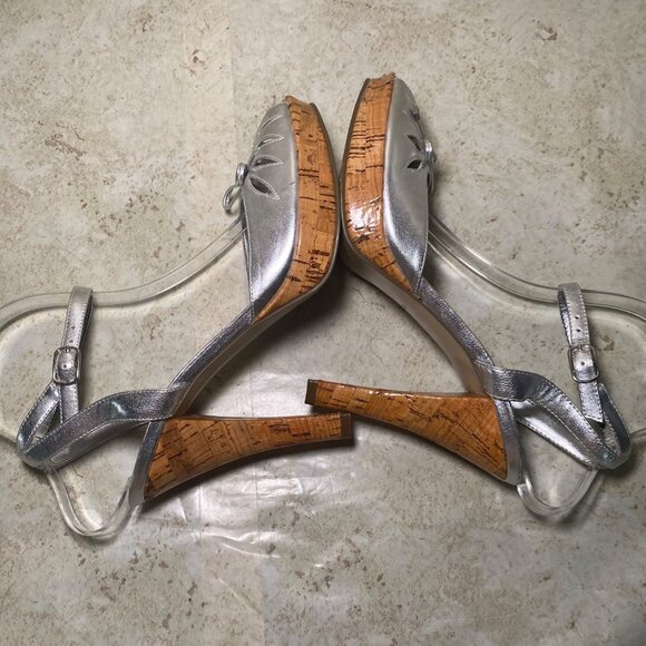 Marc Fisher Silver Metallic Strappy Heels Cork Like Heel Adjustable Glam Party - Picture 8 of 9